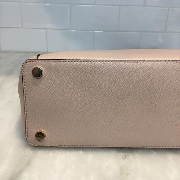 Michael Kors Maddie Medium Crossgrain Leather Tote Bag - Picture 9 of 16